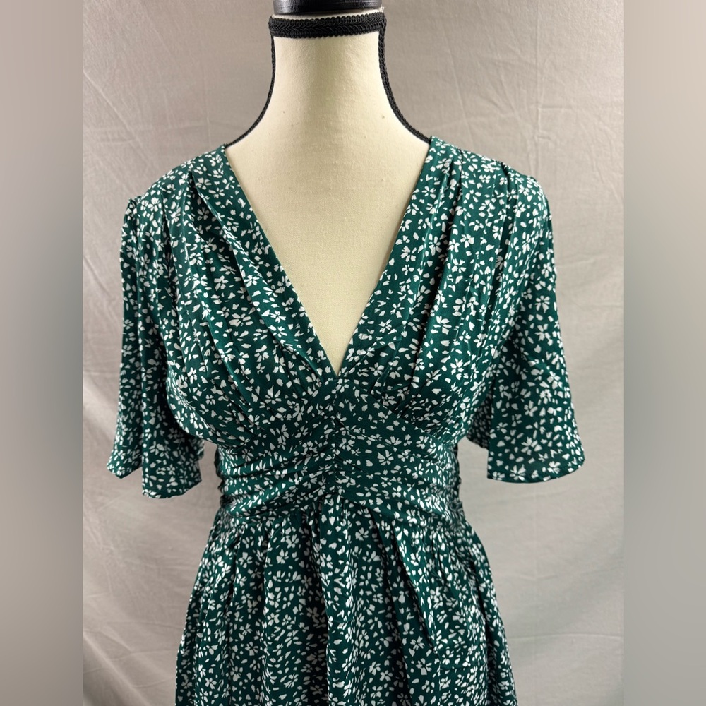 Green Floral Printed Ruffle Short Sleeve Dress - Picture 7 of 9